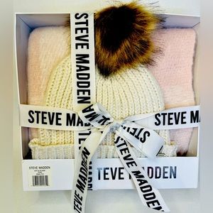 Steve Madden Fleece Lined Hat & Scarf Set ~ NIB